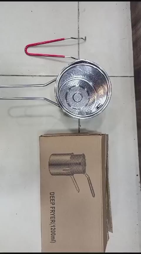 Stainless Steel Deep Fryer Frying Pot With Strainer 1.2L Capacity